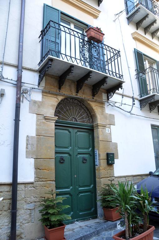 B&B Largo Barile Caltanissetta Extérieur photo