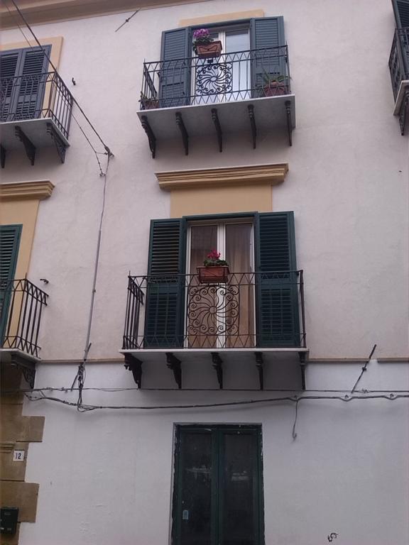 B&B Largo Barile Caltanissetta Extérieur photo